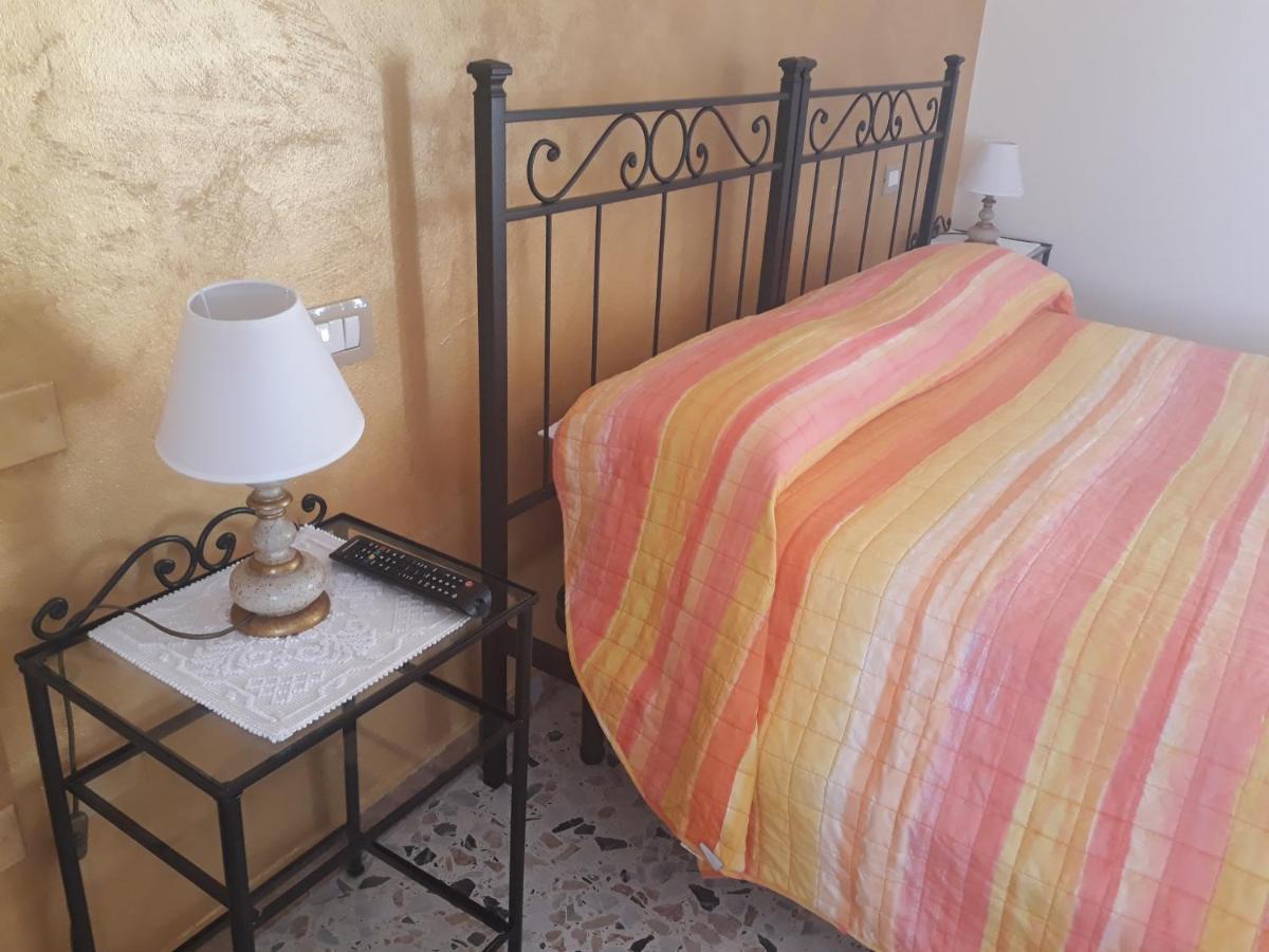 L'Antico Faro Bed & Breakfast Castelsardo Eksteriør bilde